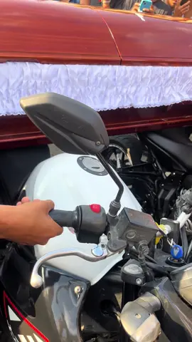 Descansa en paz hermano de parte de tu familia biker #fypシ゚ #motorcycle #yahmaha #ktmrc200 #greenscreen #sigue 