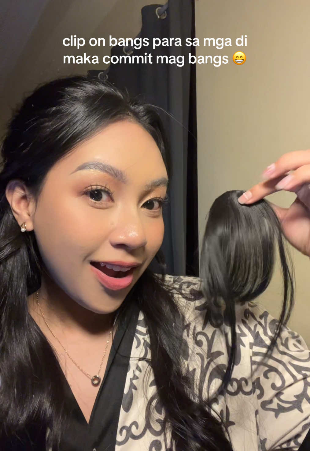 New bangs, no commitment! 💁‍♀️ #cliponbangs #fakebangs #nocutnoproblem #instantmakeover #hairtransformation #hairinspo #easyhairstyle #beautyhack #hairhack #fyp #tiktokfinds 