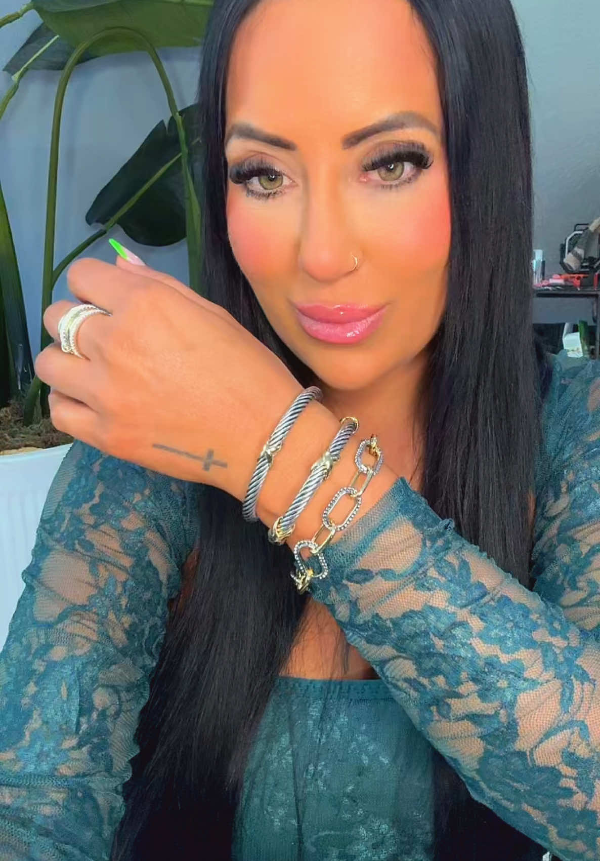 This 3-piece bracelet stack adds the perfect layered sparkle to any outfit—effortlessly chic and ready to shine. #SummerTurn-Up #tiktokshopsummerturnup #braceletstack #armcandyvibes #jewelrytrends 