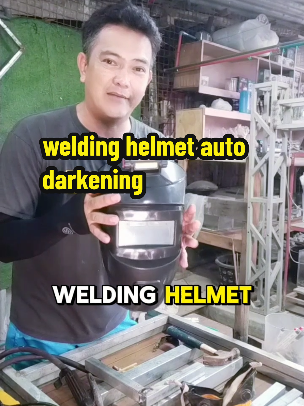 #VocêNasceuParaMudar welding helmet auto darkening adjustable protection eye shield welding glasses solar powered #welding #weldinglife #weldinghelmet #metalworks #welder #skilledtrades #safetyfirst 
