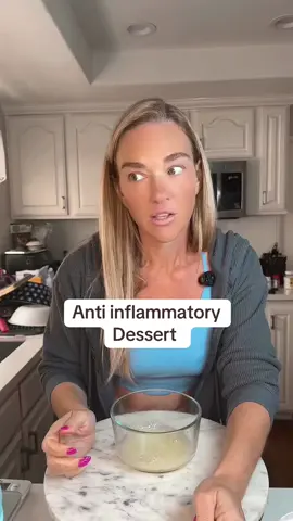 #creatorsearchinsights anti inflammatory dessert with whole foods to fight inflammation #antiinflammatorydiet #antiinflammatoryfood #inflammationrelief #hashimotos 