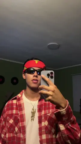 🇲🇽 #cholo #oldstyle #fitcheck #hiphop #latinos #2000s 