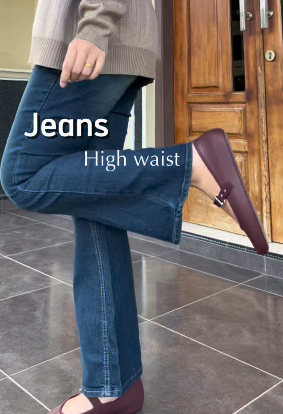 Kali ini iseng iseng CO eh kok bahannya bagussss warna nya juga kekinian bgt worth it laa👌🏻 #cutbray #jeanshighwaist #jeanscutbray 