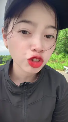 Nay cho phép em xài áp cho nó trắng như bạn bè 😁😁😁