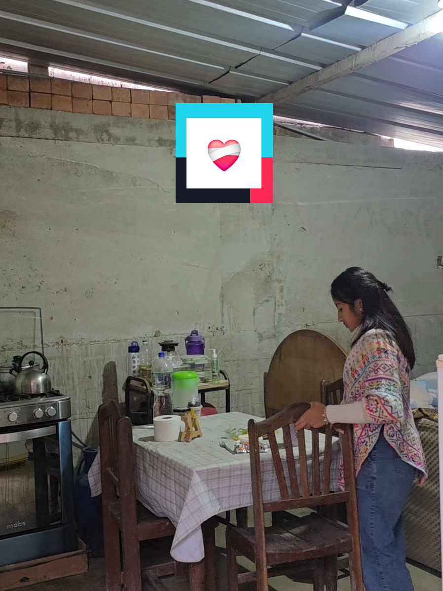 Solo estoy un poco sentimental, pero es la verdad.  #lizethatoccsa #fyp #familia