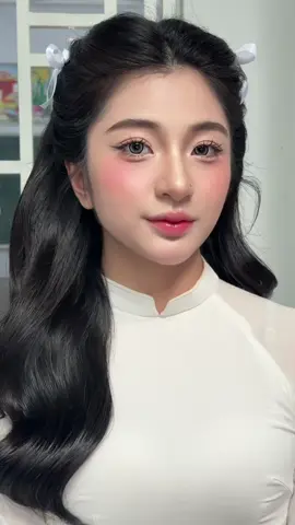 Kỉ yếu cứ tone hồng là dễ thưn nhất thuii ✨👧 #ngnhimakeup #xuhuong #teamhiwon #teamhanhlam #makeupkiyeu #kiyeu #makeupprom #makeupdutiec #makeuptotnghiep #makeuptotnghiep #makeupkiyeu #makeupnhenhang #makeuptutorial #makeupsg