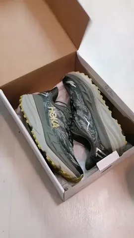 Ready bosku cek langsung di kranjang kuning #sepatu #HOKAONEOENE #sepatutrailrunning #stinson7 
