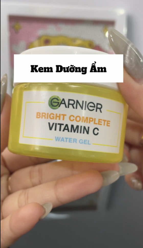 Siêu cấp ẩm luôn nhen các ngừi đẹp😘#kemduongam #duongamgarnier #chamsocda #mitriviu #viraltiktok #xuhuongtiktok 