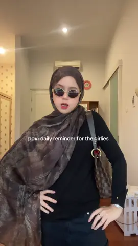 time to boss up girlies 🤎 #girlpower #OOTD #hijabinspo #fyp #LuxorHijab #printedviscose #fitcheck #premiumviscose 