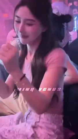 RAMELIA MELODY BREAKBEAT @ℍ𝔼ℕ𝕐𝕄 𝕍𝔼ℕ𝕌𝕊 💫  #breakbeat #breakbeat2025 #breakbeatmusic #soundviral #fullbas #soundfyp #padahariini #ramelia #venus #m1ng #henym #promomakangajian #melody 