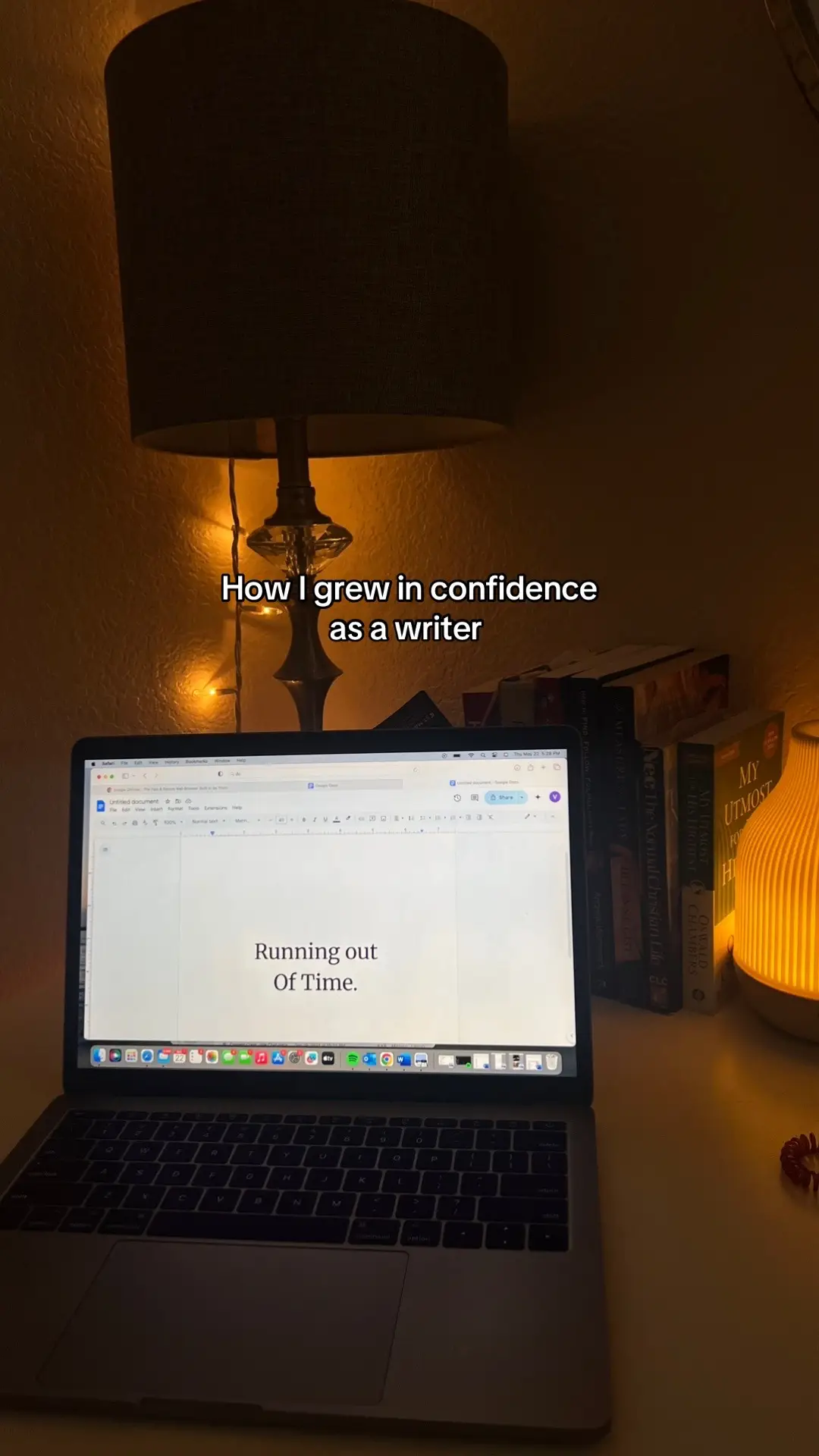 Everyone has their own writing story 🫠☕️ #authortok #BookTok #writingprompts #writingcommunity #aspiringauthor 