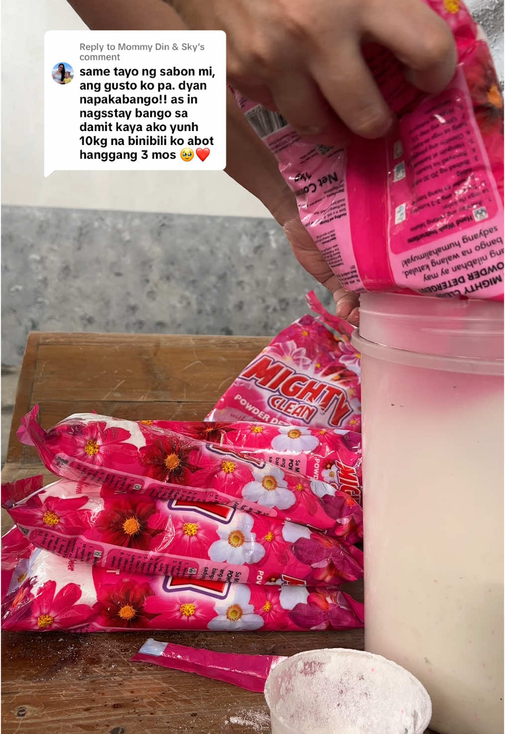 Replying to @Mommy Din & Sky #mightyclean #powderdetergent #detergentpowder #laundrytok #cleaningtiktok #CleanTok #laundry 