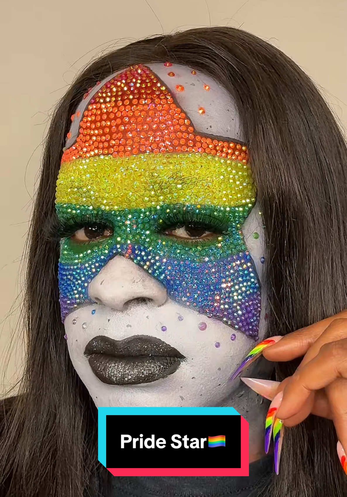 Pride Star 🏳️‍🌈 Feat Brands : @PLOUISE  Rumor Base: 0 Colored Base: Juice Jungle , Summer Blues,OTT Orange, and Vivid Violet  @Duckie Cosmetics “Code Savage” Plucky lash Duck Sauce: Duckula Glass Slipper pigment  @The Crayon Case  Chalk Dust: S @Blend Bunny Cosmetics LLC  Blends Palette  @Lashing Out Glam  Graffiti Glam Palette  Bottom Line Mascara  @ONE SIZE BEAUTY  Fantasize Mascara  @ColourPop Cosmetics  Lippie Pencil: Bull Chic #fyp #pridemonth🏳️‍🌈 #makeup #rhinestones #star #makeuptransition 