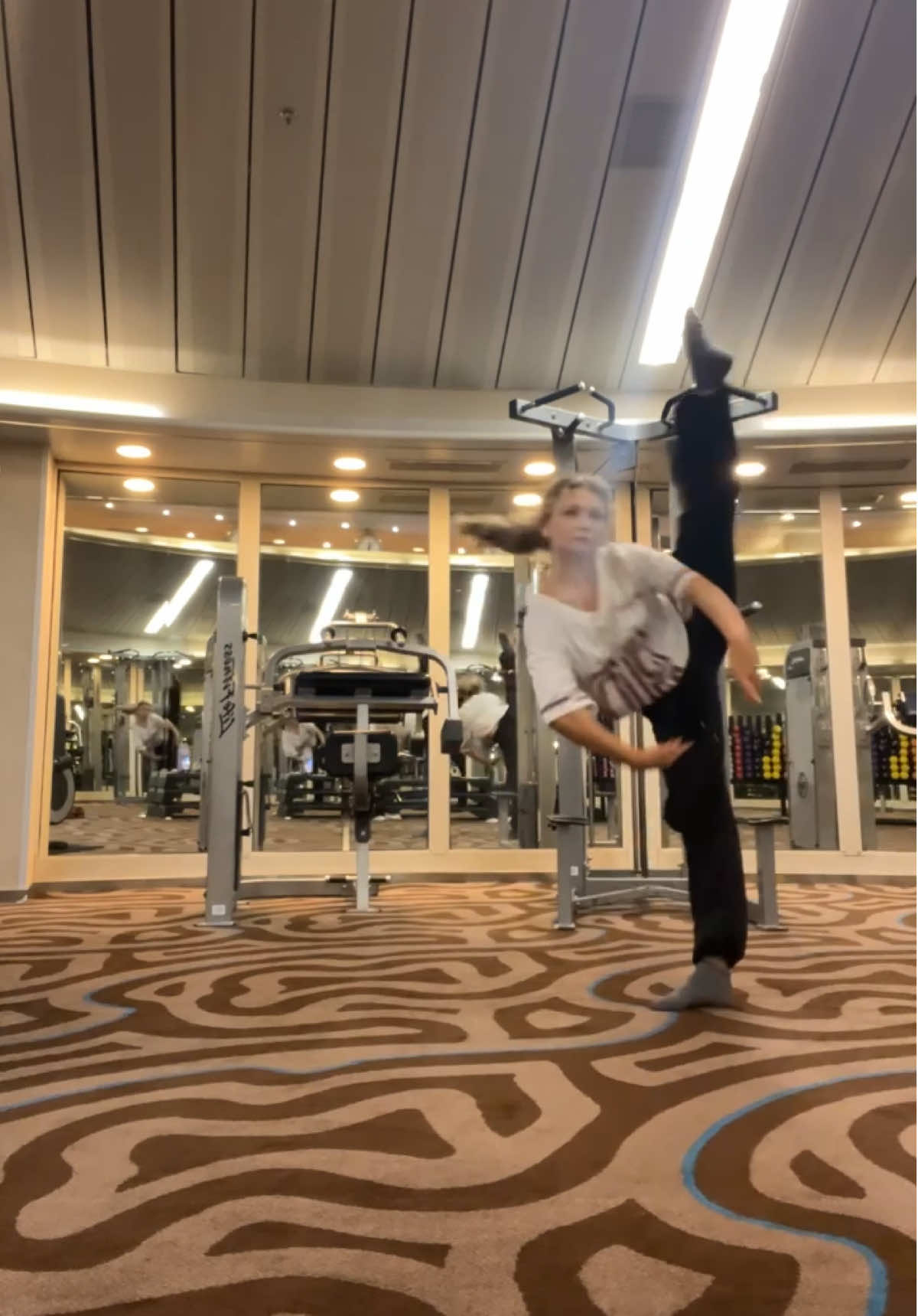 carpet dancing is my fave #dance #cruiseshipdancer #dancer 