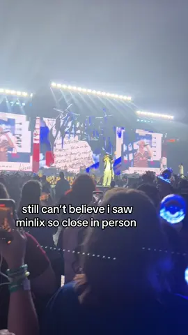 lee know saw me and felix waved at me 😭 #leeknow #felix #minlix #arlingtonstraykids 