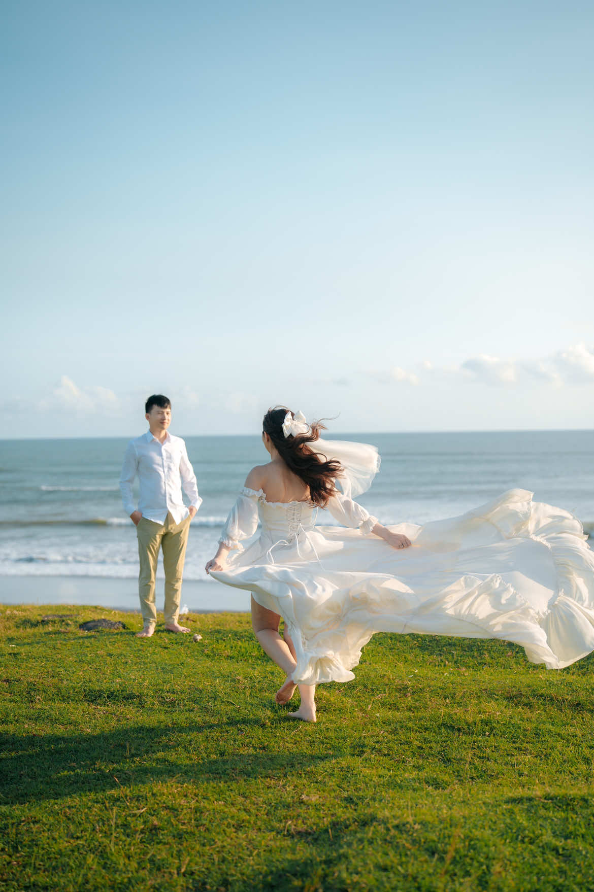 Moment from andrew and anne #baliphotographer #balivideographer #konsepreweddingbali #konsepoutdor #preweddingoutdor #weddinginbali #weddingbali #preweddingbali #fyp