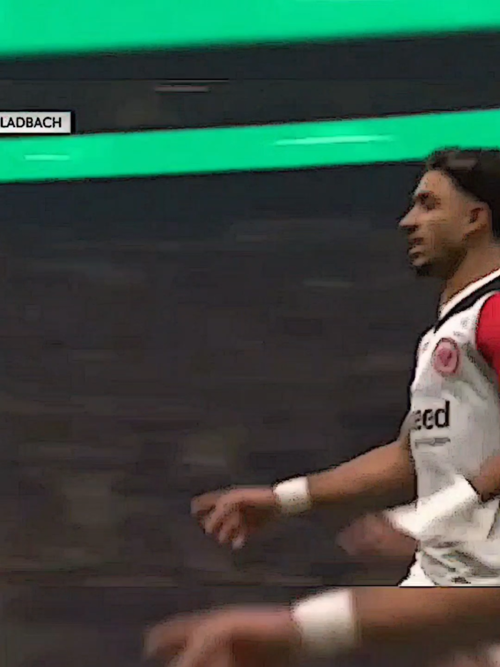 dicari selebrasi  yang lebih kece dari marmoush🤡#fyppppppppppppppppppppppp #fyp #jedagjedug #presetalightmotion #footballtiktok 