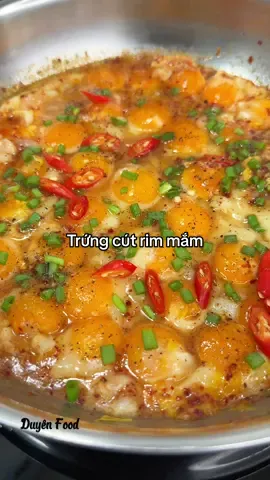 Trứng cút rim mắm #trungcutrimmam #LearnOnTikTok #food #tiktokfood #trending #xuhuong #anngonnaugon #amthucvietnam #ancungtiktok #vairal_video_tiktok #trungcut #trungcutchiensotnuocmam #trungcutrimmam #monngonmoingay 