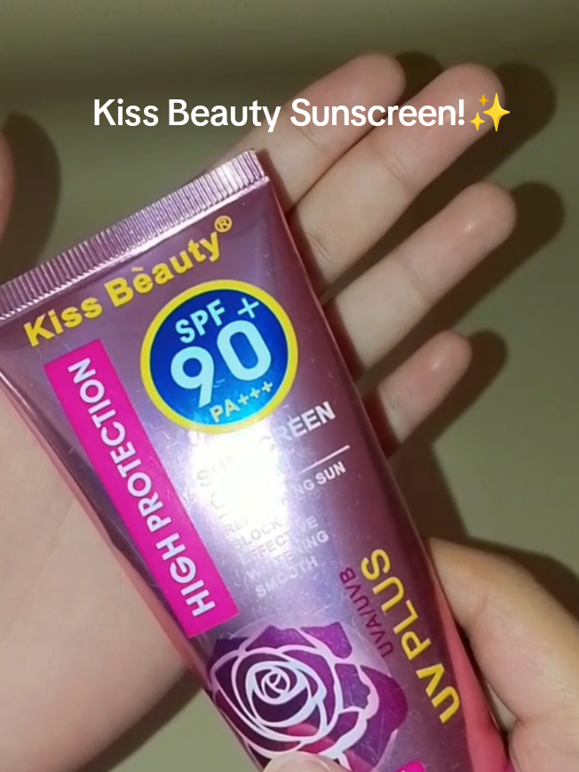 This is definitely one of the best products I've ever used!!🤩✨ #sunscreen #yourpage #highlyrecommended #4u #trend 