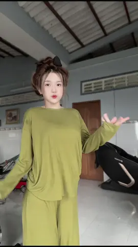 Mưa quài luôn 🌧️ #hongthy #xuhuong 