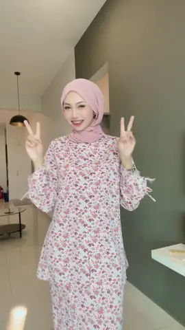 Wak rilekk baju baru yang ade lace dh ade😍 #bajukurung #kurungmoden #bajukurungmurah #kurunglace 