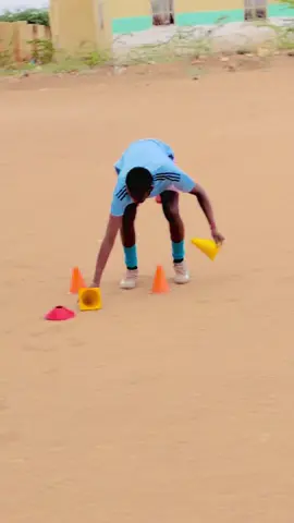 #CapCut #apdurahmandirwa #football Waxba igama gelin cida iga fiican 😇❤️ only entertainment 