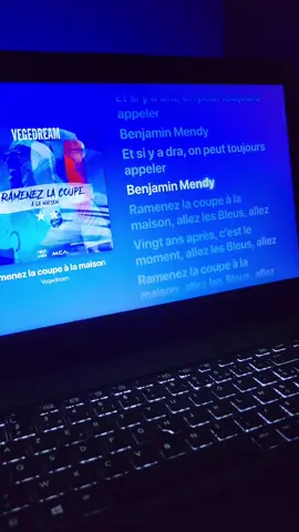 Ramenez la coupe à la maison - Vegedream 🏆🇫🇷 #fyp #pourtoi #applemusic #viralsong #lyrics #ramenezlacoupealamaison #vegedream 