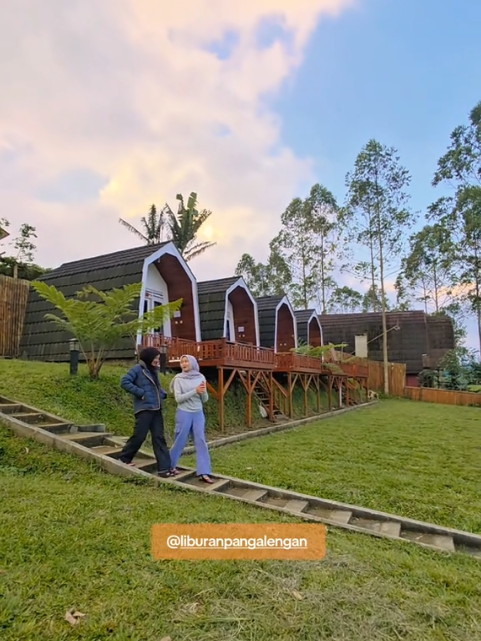 Salah satu penginapan murah dengan view cantik Situ Cileunca #liburanpangalengan #wisatapangalengan #penginapanpangalengan #penginapanbandung 