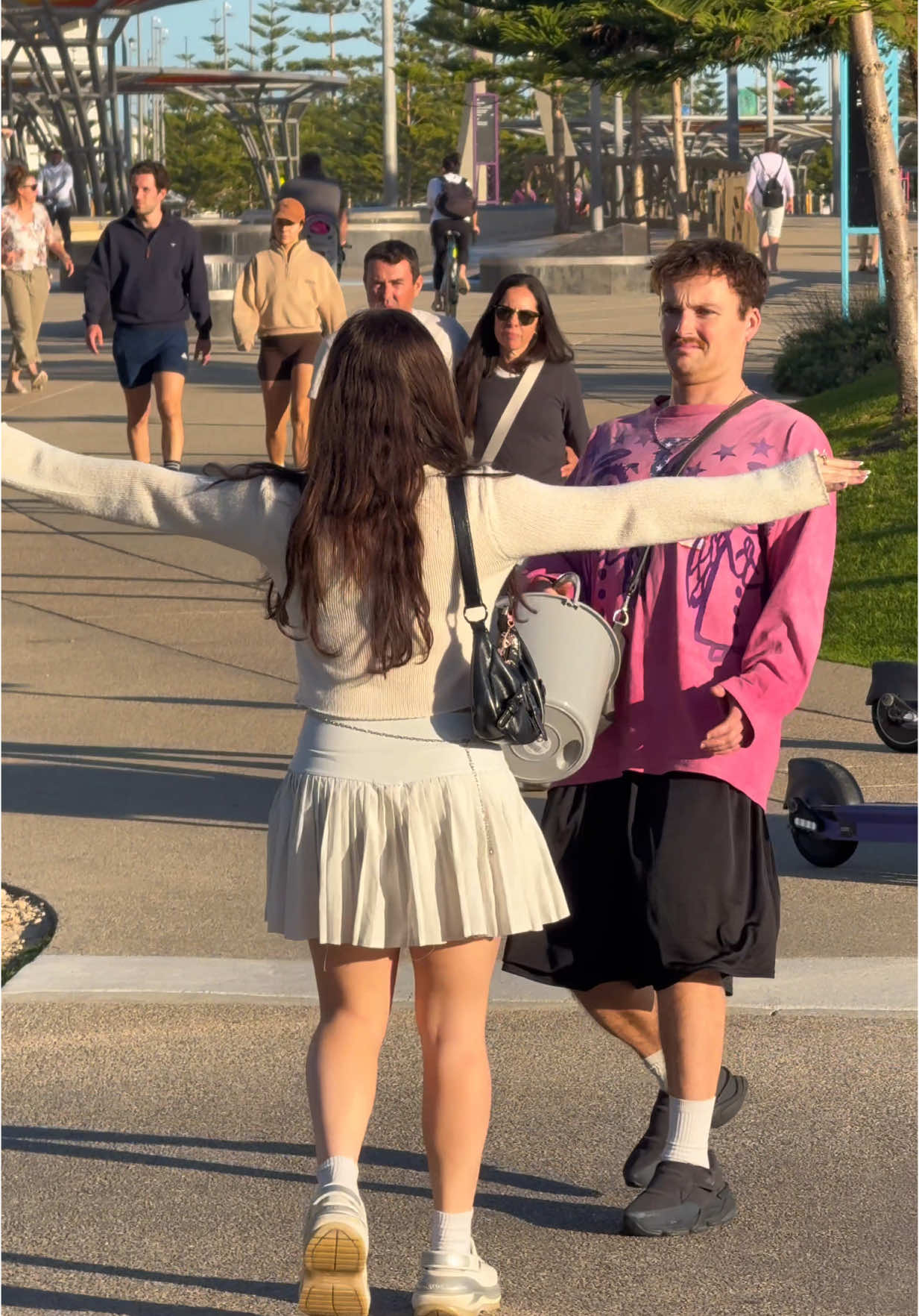 I just wanted a hug🤷‍♀️