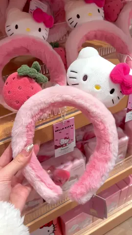 Quá là cute 💗 #caitocxinh #hellokitty 