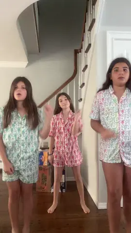 @savthedancer117 @Soccerlover666 #sleepoverwithmybesties