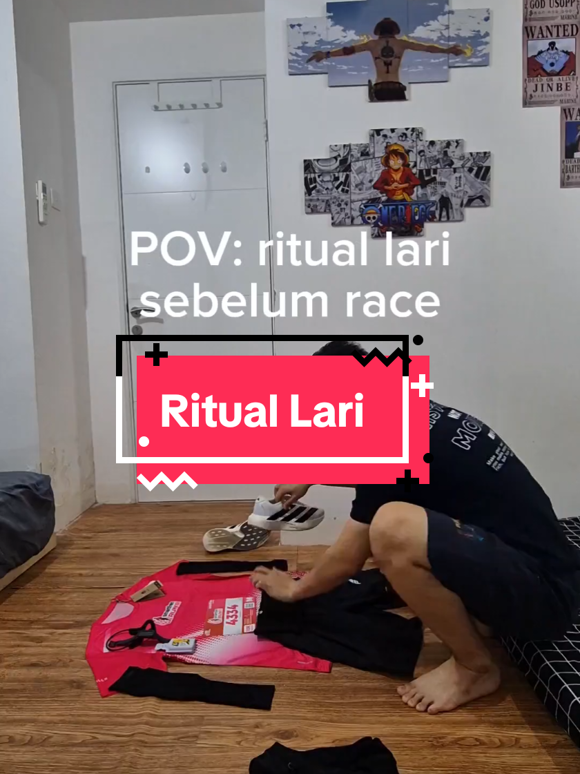 ritual pelari fomo. 🏃‍♂️✌️ #lari #pelarifomo #smartfrenrun #run #runner #richiew  @smartfrenworld 