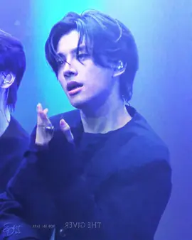 Jake with justin bieber song!!  Pardon the quality please🙏 (the clips were in bad quality, i couldn’t fix)  cc: dubu, topaz: edy #enhypenjake #simjaeyun #heesung #jay #sunghoon #niki #jake #sunoo #jungwon  #fyp #fypシ #enhypen