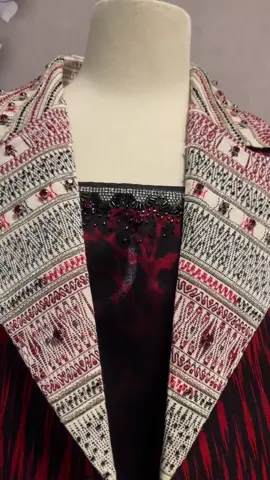 Dress Etnik Tenun Ulos  #dresstenun  #dressulos  #tenun  #ragidup  #ulos  #borutoba  #dressviral  #bajutenun  #liuli  #fyp  #fashion  #fashiontiktok 