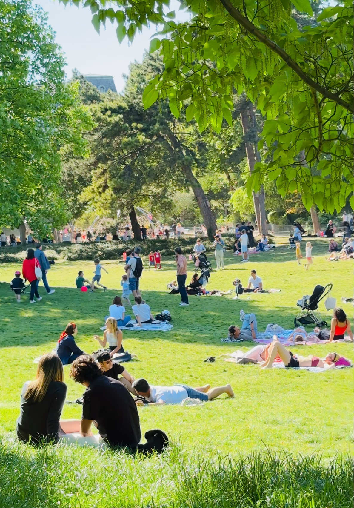 Parc Monceau Paris 🇫🇷📍 #CapCut #fyp #grow #acount #tik_tok #foruyou #forupage #videoviral #vibes #Vlog #paris #france 
