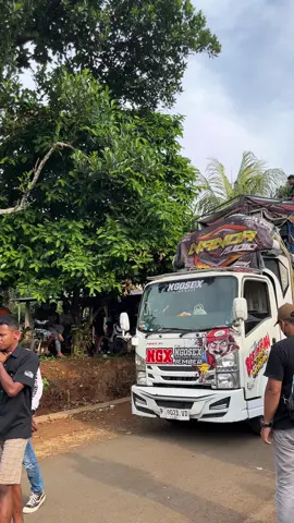 Ngosex mantep horegg #horeg #horegjawatimur #horegmania_official #soundhoregjawatimur #ngosexaudiojember #nandaaudiojember 