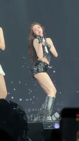 ชอบน้องแคนนี่เต้น Clik Clak อย่างเท่ห์😍❤️ #CHIQUITA  #BABYMONSTER #hello_monsters_bkk_day2 