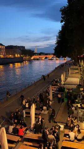 #parisbynight #paris #seine #fyp #toureiffel 