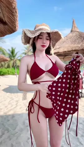 Mùa hạ đang đến ❤️#lysam #muahe #fybシ #xuhuongtiktok #bikini #viral #bien 
