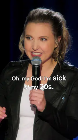Taylor Tomlinson on Dating & Relationships #TaylorTomlinson #standup #comedy #netflix #netflixisajoke #men #women #dating #relationships #tips #relatable @taylortomlinsoncomedy