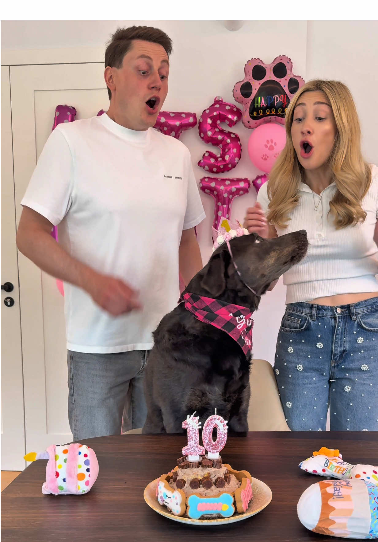 Happy 10th Birthday 🥹🩷 Ich liebe alles an diesem Video!! Wollt ihr sehen wie Kimmy die Torte verschlungen hat?? Sagen wir mal so, sie hat nicht geteilt🤣 Folgt für mehr🥰