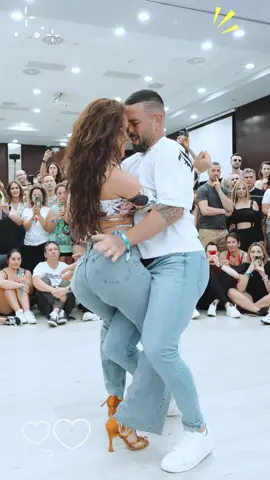 Bachata dance #dance #bachatadance #bachatatiktok #bachatacouple #bachatadancing #viralvideo #bachata #fyp