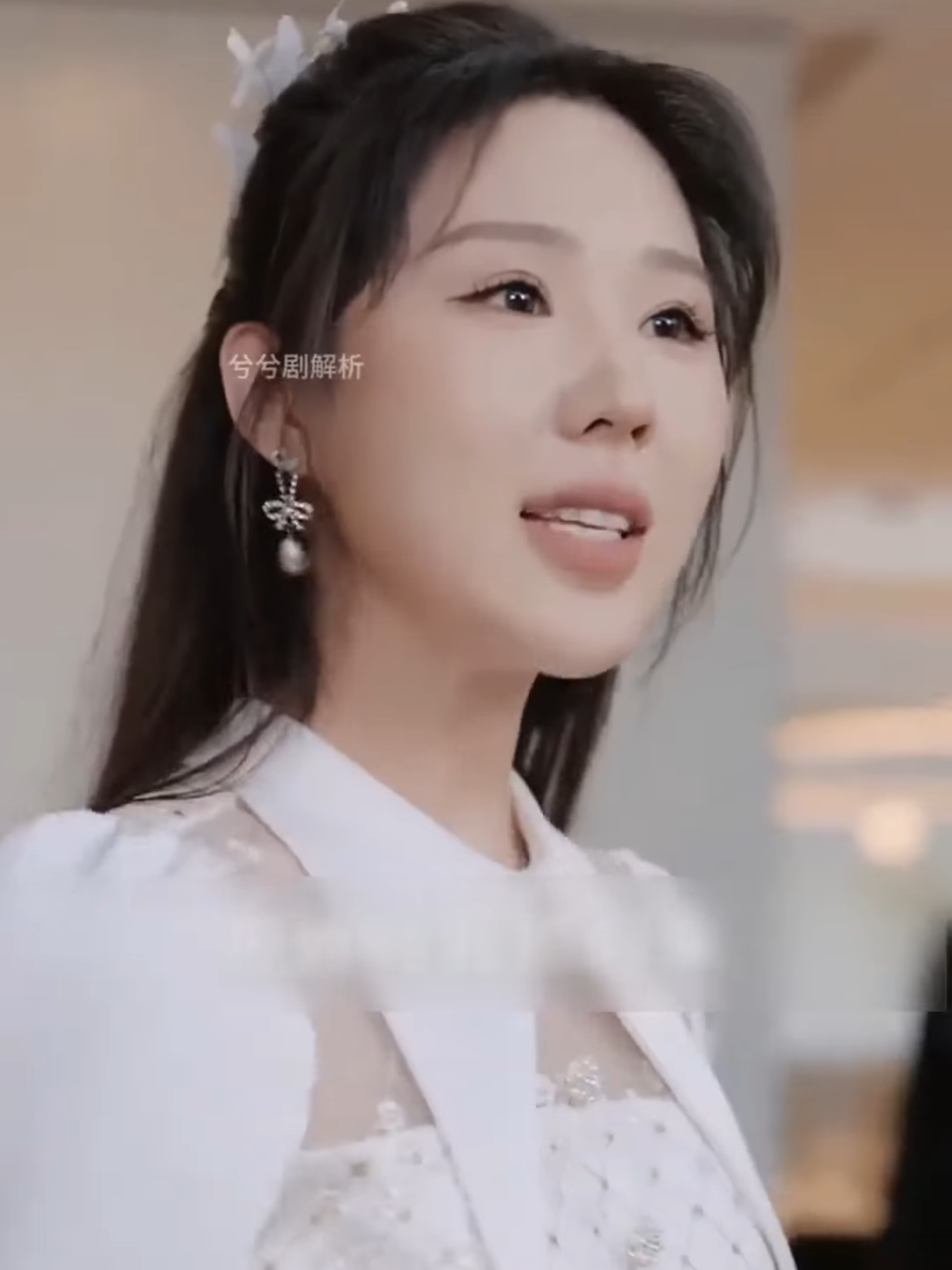 Để chứng minh mình là thiên kim tiêu thư thật sự cô gái liền gọi cho tổ tiên ở hoàng tuyền để xác minh #cherryphuongshop3 #reviewphim #phim #phimhay #phimhaymoingay #phimtrungquoc