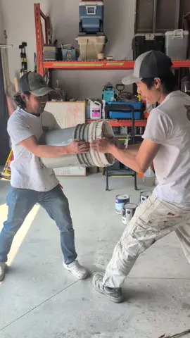 can't figure out how to separate pails?#prefinishimg #muskoka #rollonpainting #painting #effort 