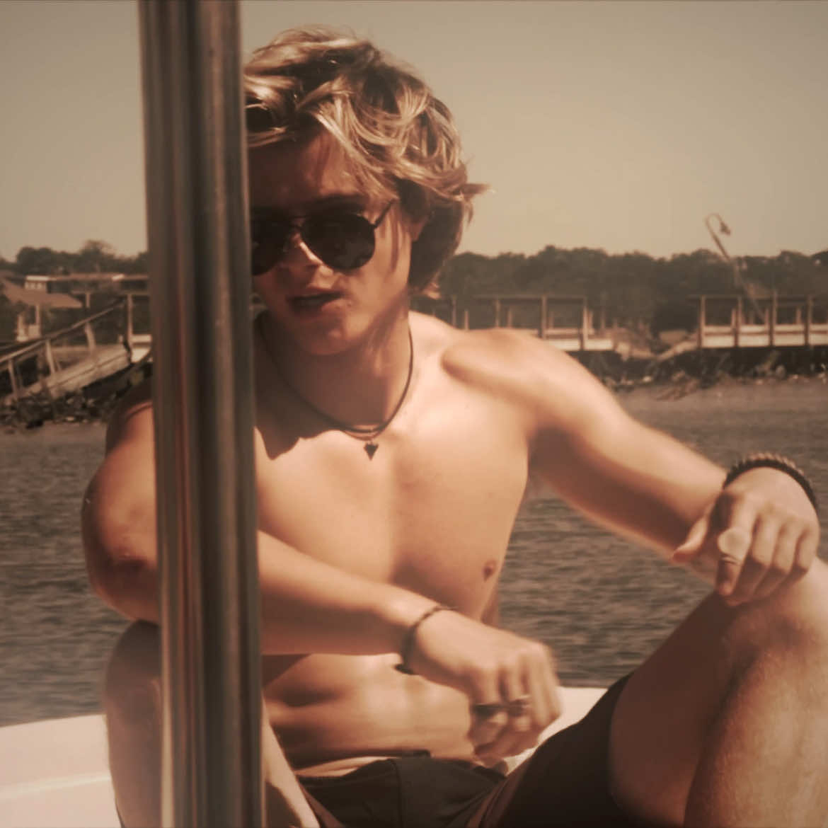 cool caption #jjmaybank #jjmaybankedit #rudypankow #rudypankowedit #obxedit #obx #outerbanks #outerbanksedit #fypツ #fyp #foryoupage #blowthisup #viral #relatable #edit #zyxbca #iwanttogoviral  dt: @rrafesaep @𓆉 @val @tara ❥︎ @nehir @nana ୨ৎ 