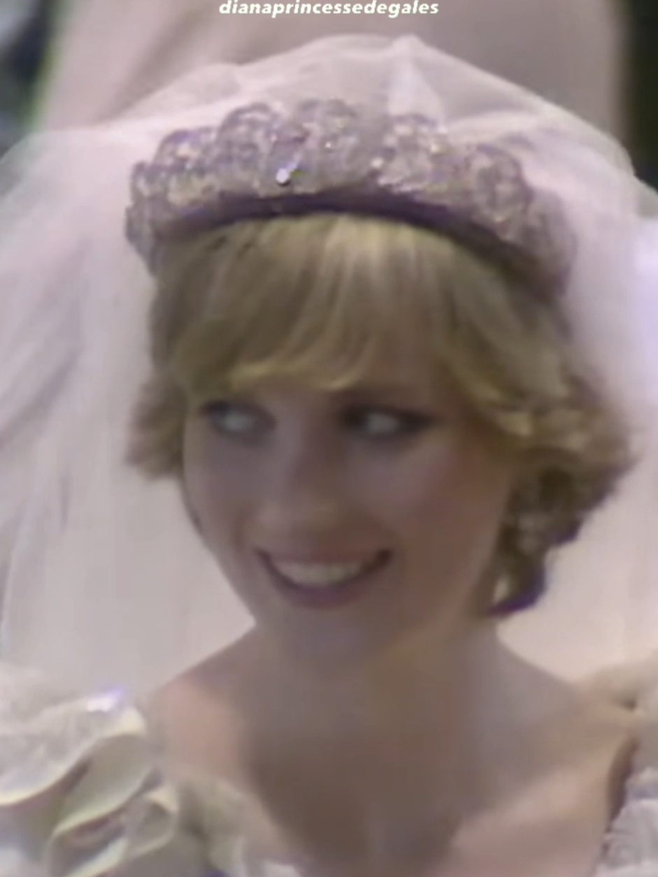 Splendid Princess Diana 🩷👑 . . . #ladydi #ladydiana #royalfamily #princessdiana #princessdianaedit #princessdianaforever #princessofwalesdiana #princessofwales #princessdianaspencer #princessspencer #princesadiana #princesadegales #princeofwales #ladydiana #ladydianaedit #ladydianafrancesspencer #ladydianaspencer #ladydi #dianaspencer #dianafrancesspencer #dianaprincessofwales #dianaofwales #dianaprincess #dianadegales #queendiana #queenofhearts #explore #fyp #photo #photography