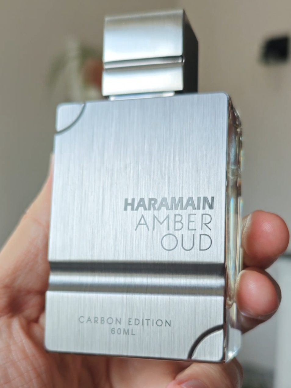 Al Haramain Amber Oud Carbon Edition fragrance first impressions #fragrance #bestmensfragrances #fragrancetok #CapCut 
