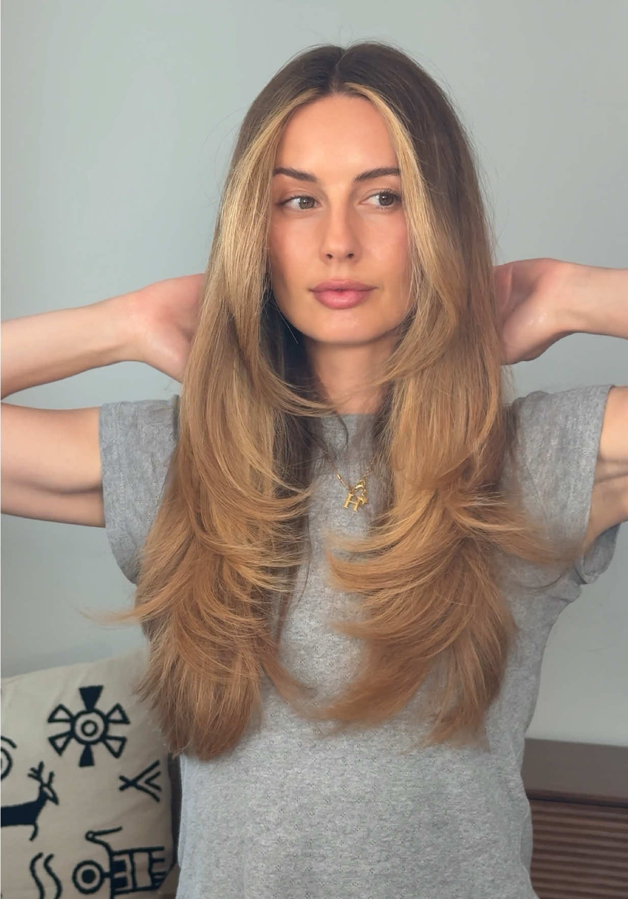 It’s giving *Rachel Green*  #thermalbrush #hotbrush #hair #hairhacks #hairtitorials 