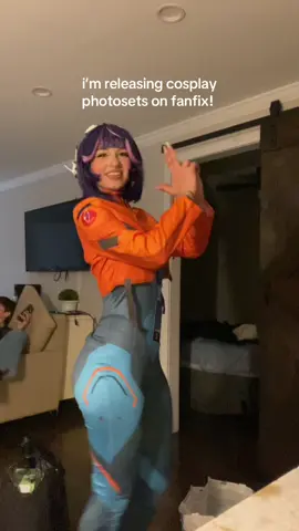 link is in my bio!!! ~ a lot of you guys have been asking me for photosets, so now you can finally check out some exclusive content from me on FANFIX! i’m so excited to be working with them to make more stuff for you all <3 #ow#overwatch#juno#cosplay#cosplayer#dance #fypシ  