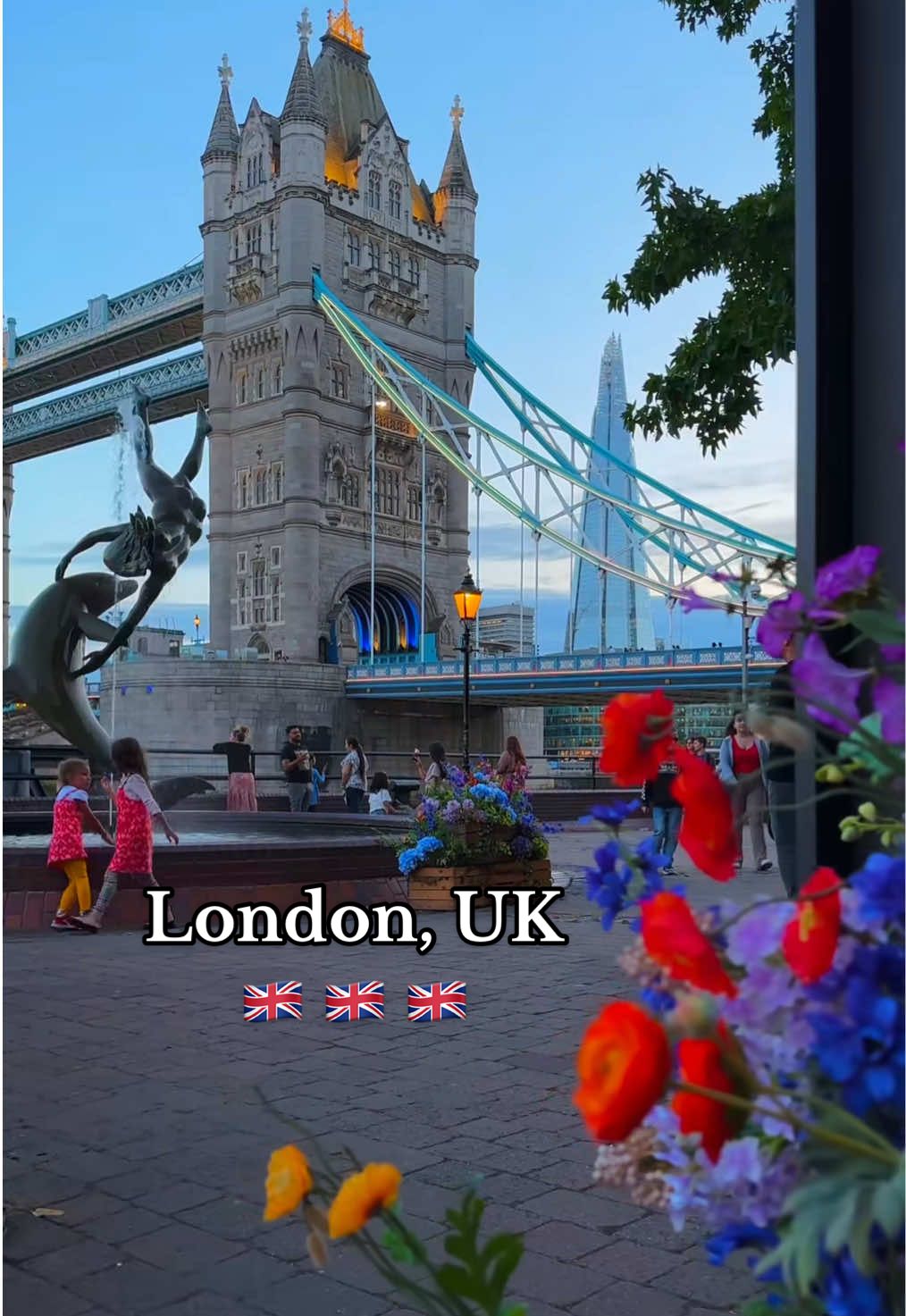London- a beautiful city | Must Visit Place in the World 🇬🇧 ❤️  #ukvisit #exploreuk #mustvisitplaces #travel #londonhotspots #londonlife #towerbridge #londontiktok #londontown 